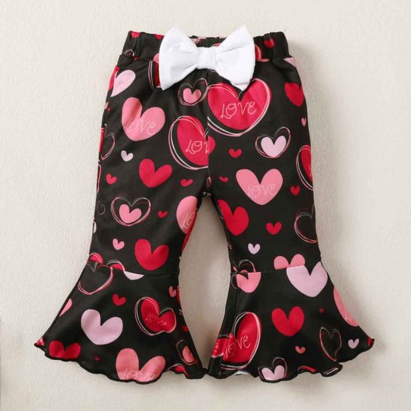 BABY GIRL GRAPHIC RUFFLED BODYSUIT AND HEART PRINT FLARE PANTS SET - Picture 5 of 9